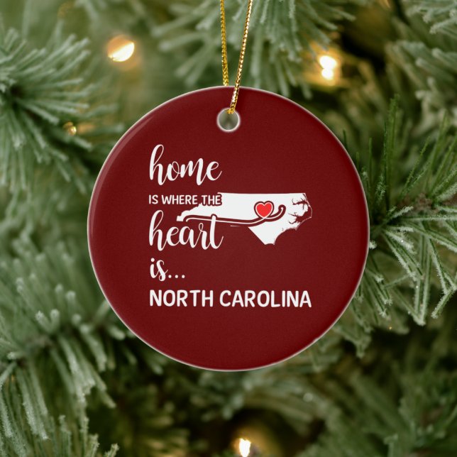 North Carolina Zuhause ist das Herz Keramik Ornament (Baum)