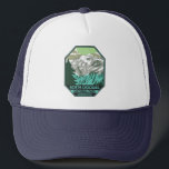 North Cascades National Park Goode Mountain Retro Truckerkappe<br><div class="desc">North Cascades vector artwork design. The park consists of a northern and southern section, bisected by the Skagit River that flows through the reservoirs of Ross Lake National Recreation Area.</div>