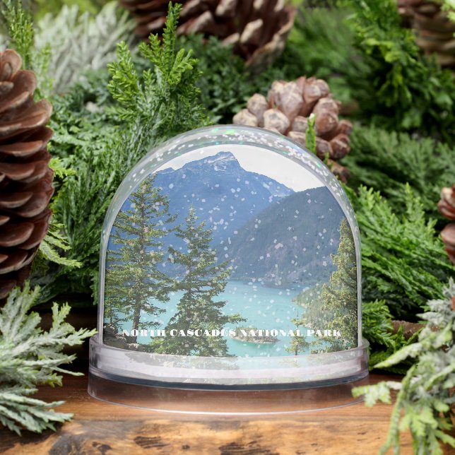 North Cascades National Park Travel Photo Schneekugeln (Winter)