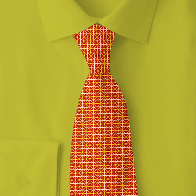 North Macedonia Flag Brick Pattern Krawatte (Von Creator hochgeladen)