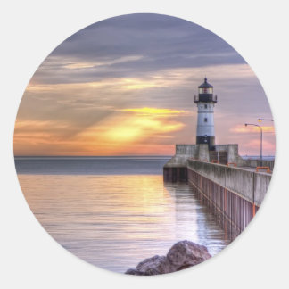 North Pier Morning Runder Aufkleber