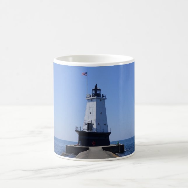 North Pierhead Lighthouse, Ludington, MI Kaffeetasse (Mittel)