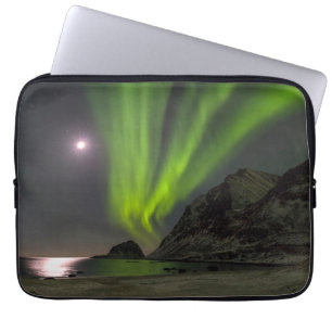 Northern LightS   Haukland Beach Island Norway Laptopschutzhülle