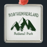 Northumberland Nationalpark Ornament Aus Metall<br><div class="desc">Der Northumberland Nationalpark ist der nördlichste Nationalpark Englands. Es erstreckt sich über eine Fläche von mehr als 1050 Quadratkilometern zwischen der schottischen Grenze im Norden,  direkt südlich der Hadrianischen Mauer.</div>