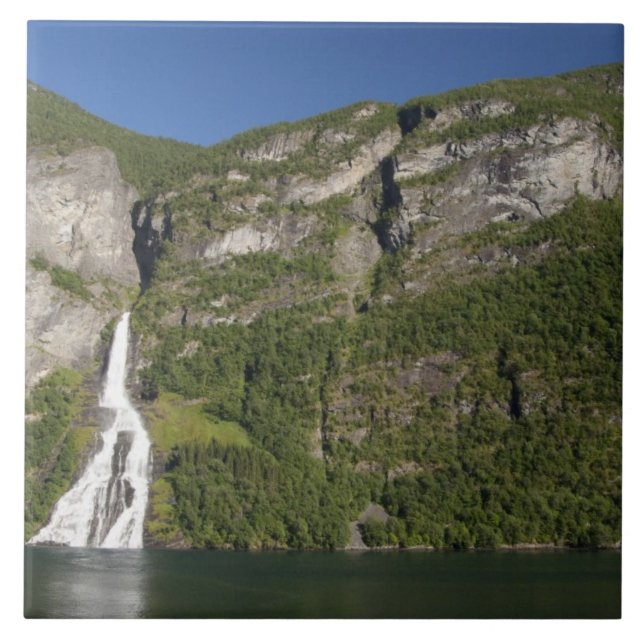 Norwegen, Geirangerfjord (UNESCO), Geiranger. Fliese (Vorderseite)