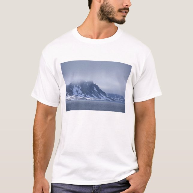 Norwegen, Polarkreis, Nordatlantik. T-Shirt (Vorderseite)