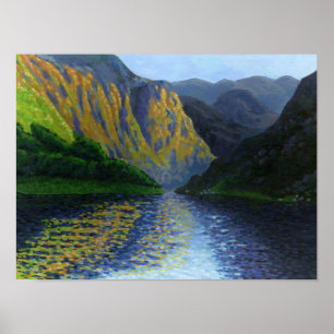 Norwegischer Fjord nähert sich Sonnenuntergang Poster