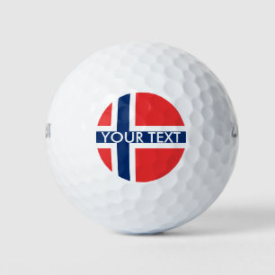 Norwegisches Golf-Set unter norwegischer Flagge Golfball