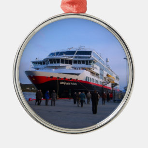 Norwegisches Kreuzschiff Ornament Aus Metall
