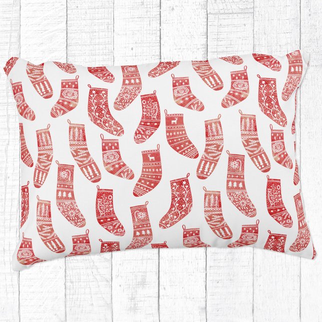 Norwegisches Weihnachtsgebäck-Strumpf Dekokissen (Norwegian red and white knitted stockings and socks pattern festive throw pillow)