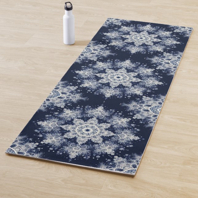 Not Your Ordinary Snowflakes III Yogamatte (Beispiel)