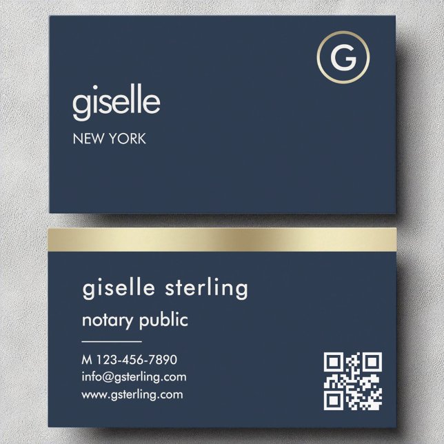 Notar Public Navy Blue QR Code Gold Monogram Visitenkarte (Von Creator hochgeladen)