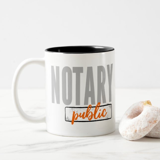 Notary Public Big Schriftart verblasst schwarz mit Zweifarbige Tasse (Mit Donut)