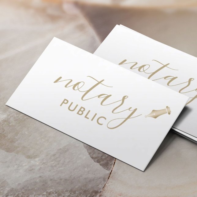 Notary Public Elegante Gold Typografy Schlicht Visitenkarte (Von Creator hochgeladen)