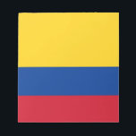 Notepad mit Flagge Kolumbiens Notizblock<br><div class="desc">Fügen Sie Ihrer Briefmarkensammlung eine Touch kolumbianischen Stolzes mit unserem exklusiven Notizblock mit der Flagge Kolumbiens hinzu! Dieses Notizblock ist mehr als nur ein funktionaler Gegenstand, es ist eine Feier des reichen Kulturerbes und kulturellen Stolzes Kolumbiens. Das auffallende Design zeigt deutlich die lebendige kolumbianische Flagge, was dieses Notizblock zu einer...</div>