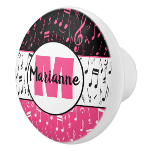Notes musicales en noir rose et blanc bouton en cé