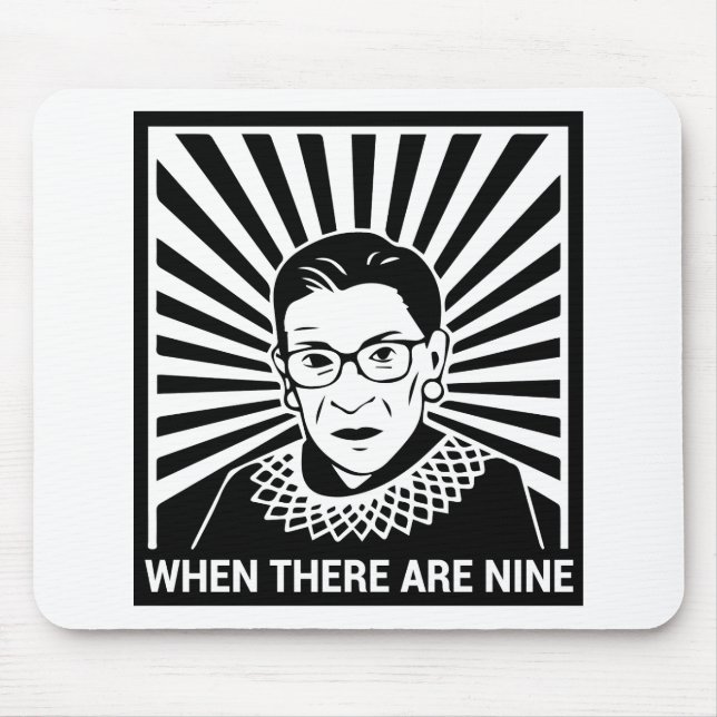 Notorious RBG - Wenn es neun gibt Mousepad (Vorne)