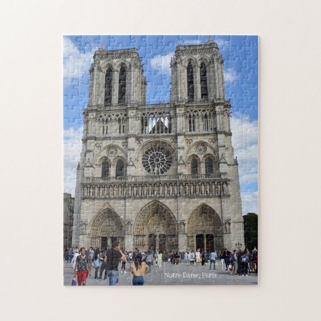 Notre Dame Cathedral, Paris, France (Vertikal)