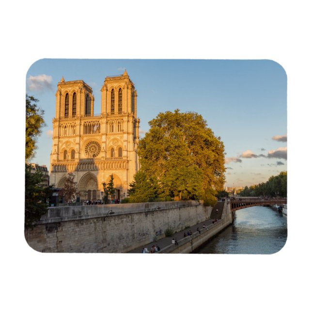 Notre Dame de Paris at Golden Hour - Paris, Frankr Magnet (Horizontal)