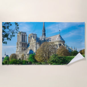 Notre Dame de Paris in Frankreich Strandtuch