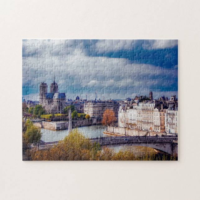 Notre Dame Paris. (Horizontal)