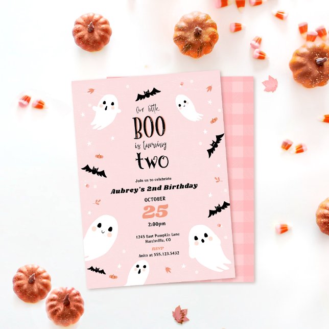 Notre Petit Boo Halloween 2e Invitation anniversai (Little boo 2nd birthday halloween invitation. Pink pastel design mockup shown with plaid back side. )