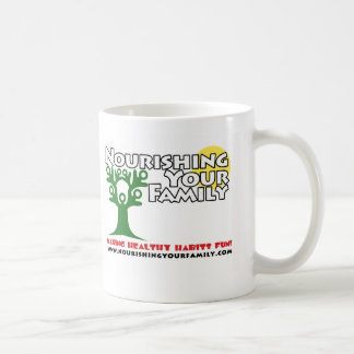 Nourrir votre tasse de logo de famille