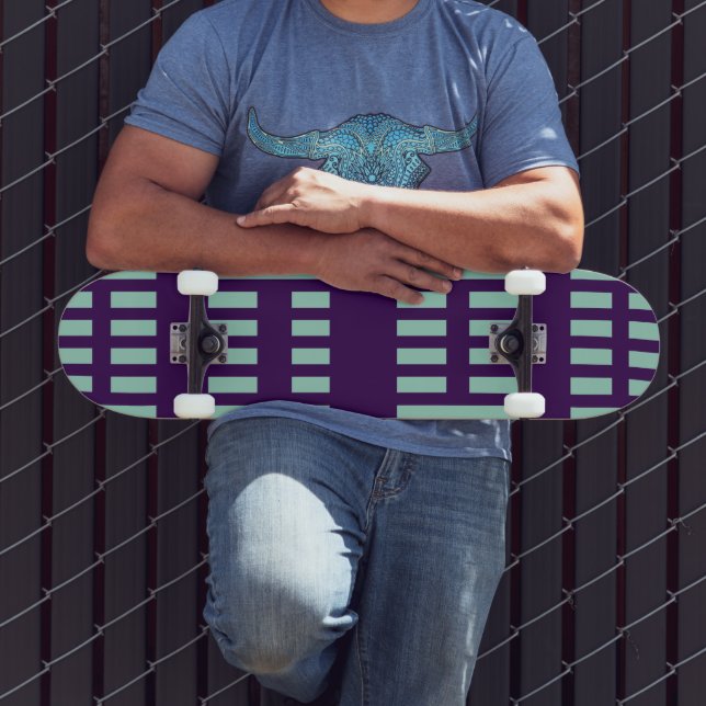 Nouveau skateboard élégant avec motif rayure moder (Extérieur 3)