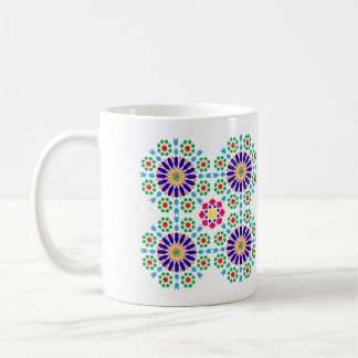 Nouvelle tasse avec un style arabe.