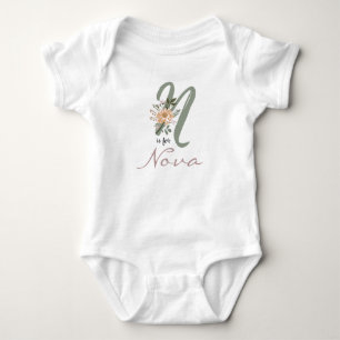 Nova Name Reveal Blumenbrief N Girl-Blume Baby Strampler