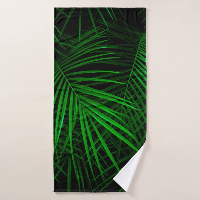 Nuit dans la forêt tropicale. Feuilles de palmes é (Serviette de bain)