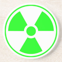 Nukleares Symbol für radioaktive Strahlung in grün