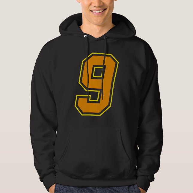 Number 9 In Orange Hoodie (Vorderseite)