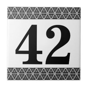 Numéro Carreaux bordure géométrique noir et blanc