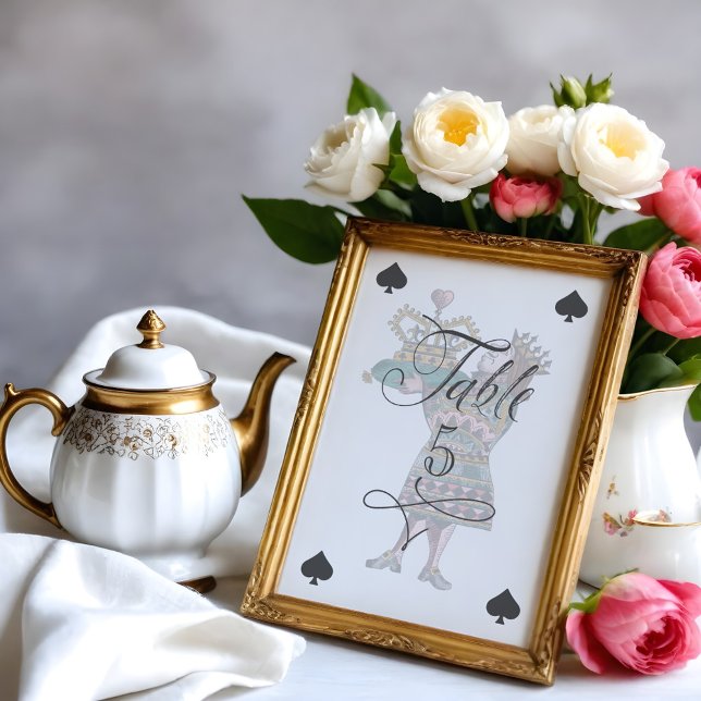 Numéro De Table Alice vintage au pays des merveilles La Knave des  (Vintage Alice in Wonderland The Knave of Hearts Table Number)