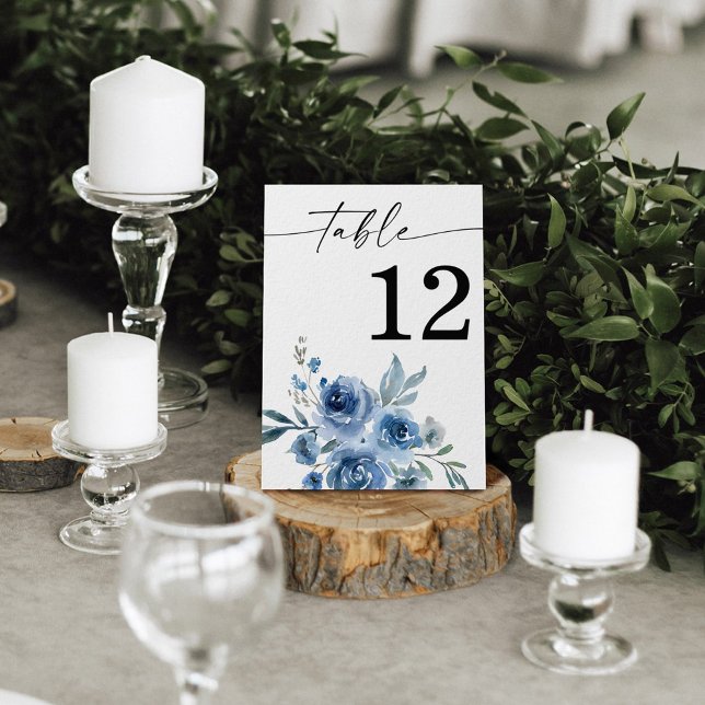 Numéro de table bleu et bleu floral Dusty (Créateur téléchargé)