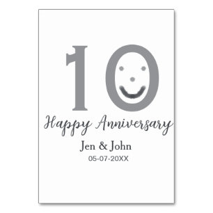 Numéro De Table Joyeux 10e anniversaire nom date gris emoji gras
