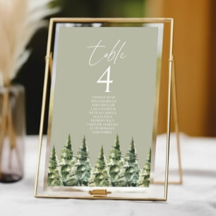 Numéro De Table Mariage de la forêt de pins neigeux en hiver