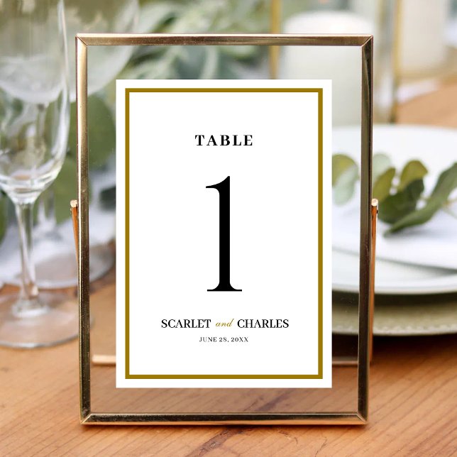Numéro De Table Mariage Formel Classique Monogramme Noir Or (Formal black and gold monogram table number adds a refined, cohesive touch to reception décor.)