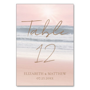 Numéro De Table Mariage sur la plage au coucher du soleil