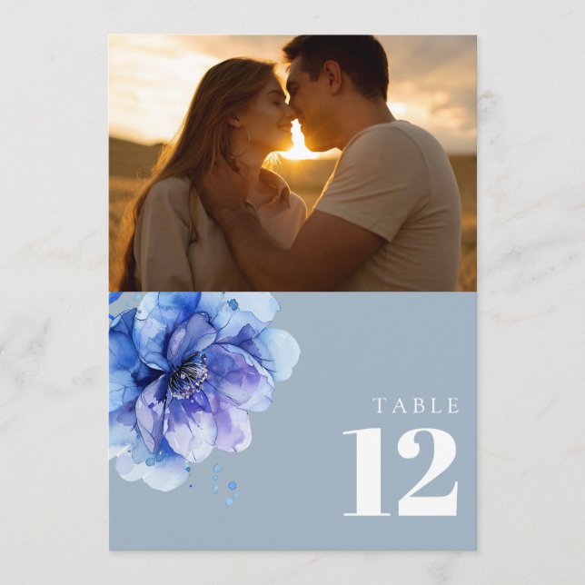 Numéro de table photo floral aquarelle bleu poussi (Devant)