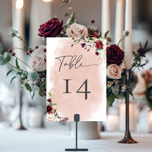 Numéro De Table Russe Bourgogne et rose pâle Mariage Roses (Rustic Burgundy & Blush Pink Roses Wedding Table Number Card)