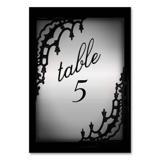 Numéro De Table Table numéro thème gothique Iron Gates (Par défaut)