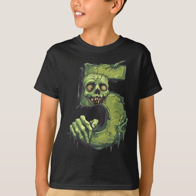 Nummer 5 Zombie Halloween Thema 5 Jahre alte Kinde T-Shirt (Vorderseite)