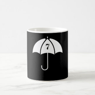 Nummer 7 Vanya Umbrella Academy invertiert Kaffeetasse