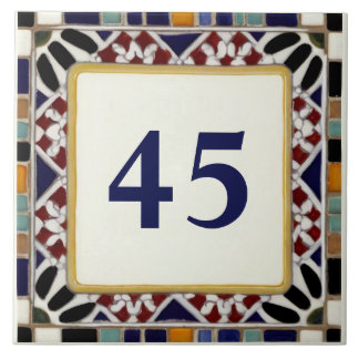 Nummernschild für das Mittelmeer-Mosaikhaus Fliese