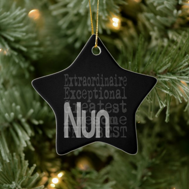 Nun Extraordinaire Keramik Ornament (Baum)