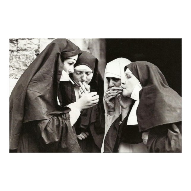 NUNS FUMER PHOTO VINTAGE (Devant)
