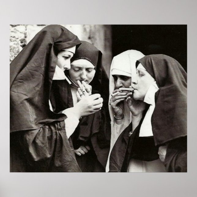 Nuns Smoking Vintage Photography  Poster (Vorne)