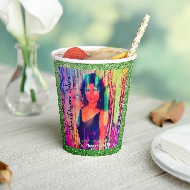 Nur auf der Dance Floor Remix Pappbecher (In Situ)